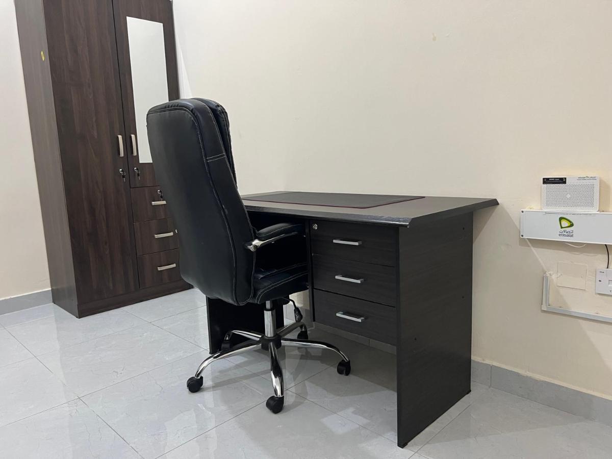 Cozy Private Studio Apartment Near Airport Αμπού Ντάμπι Εξωτερικό φωτογραφία