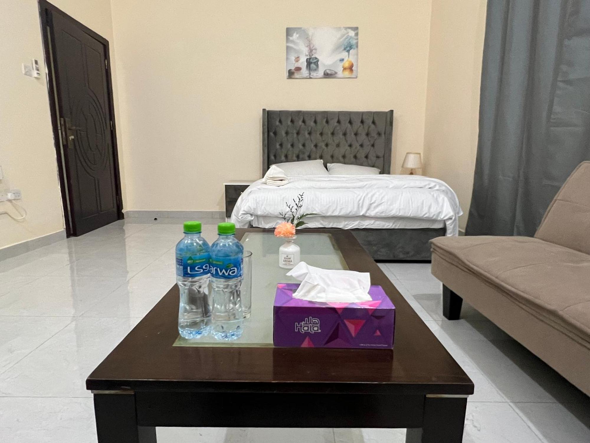 Cozy Private Studio Apartment Near Airport Αμπού Ντάμπι Εξωτερικό φωτογραφία